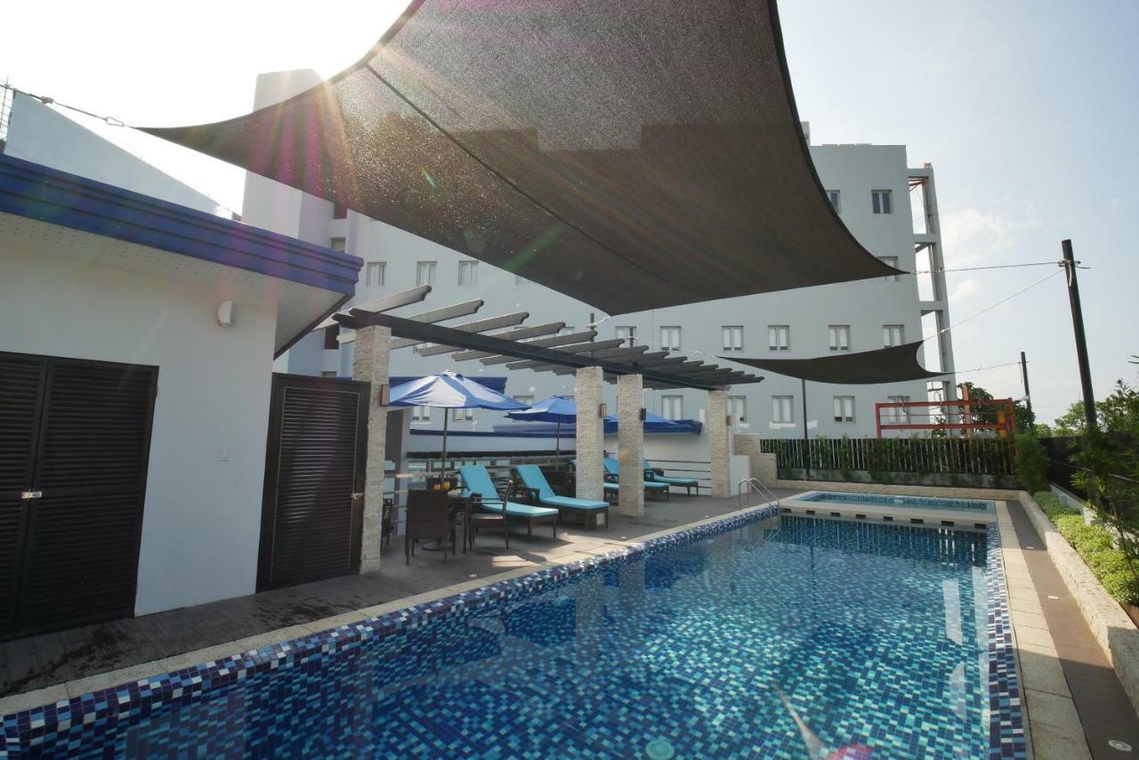 Davao City Blue Lotus Hotel מראה חיצוני תמונה