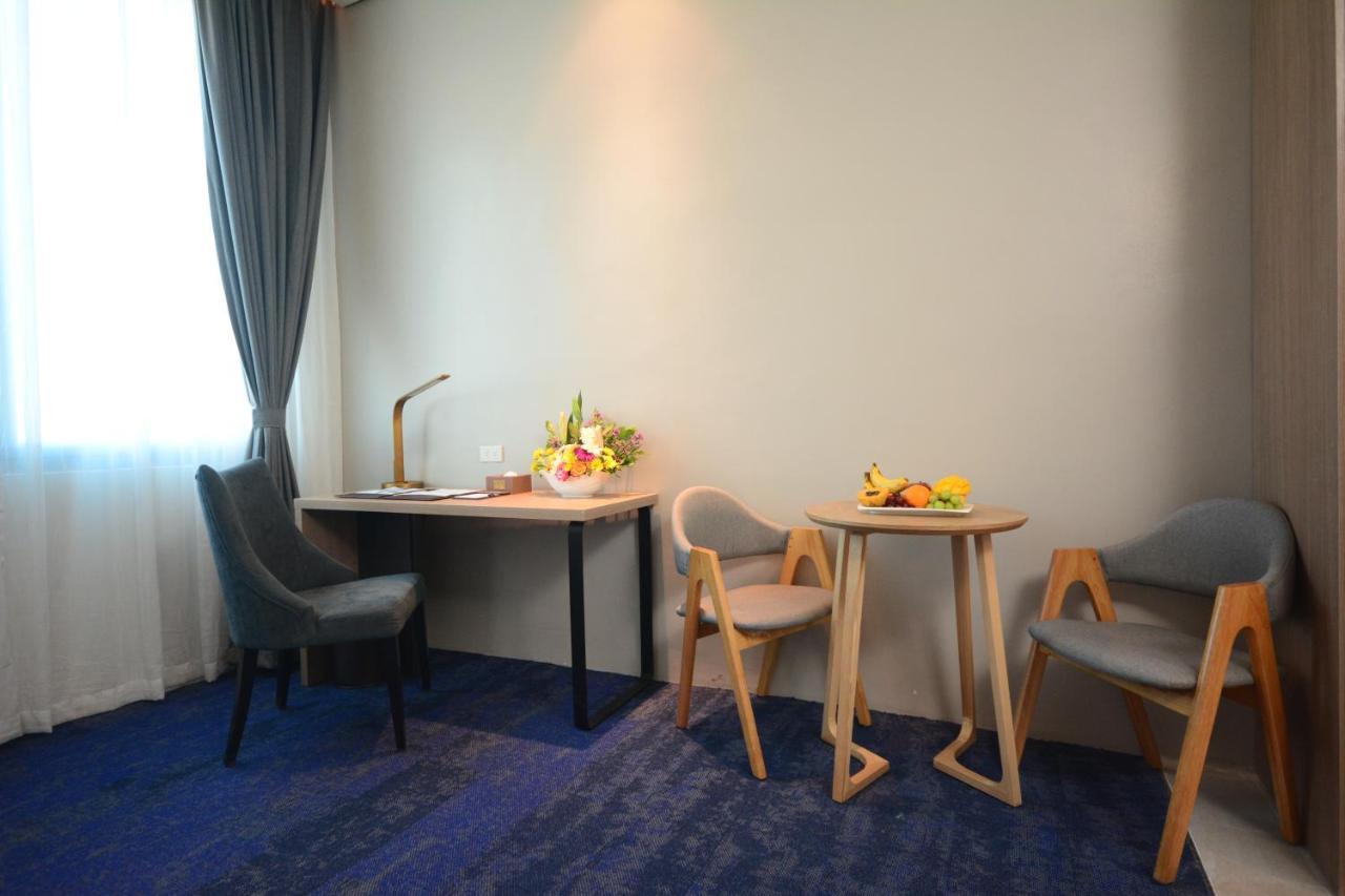 Davao City Blue Lotus Hotel מראה חיצוני תמונה