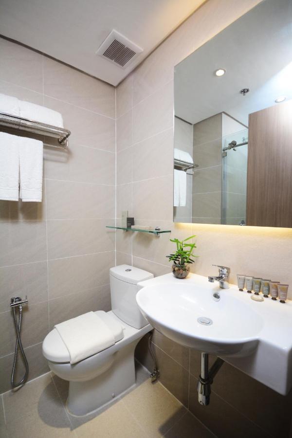 Davao City Blue Lotus Hotel מראה חיצוני תמונה