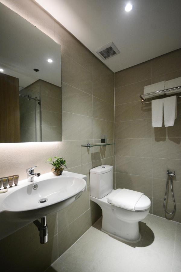 Davao City Blue Lotus Hotel מראה חיצוני תמונה