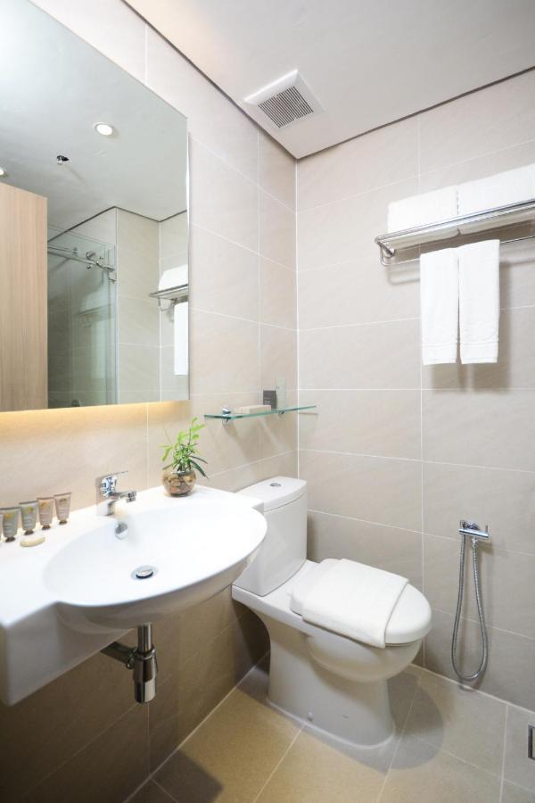 Davao City Blue Lotus Hotel מראה חיצוני תמונה